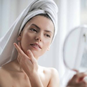 Rajeunissez votre peau avec la microdermabrasion faciale ✨